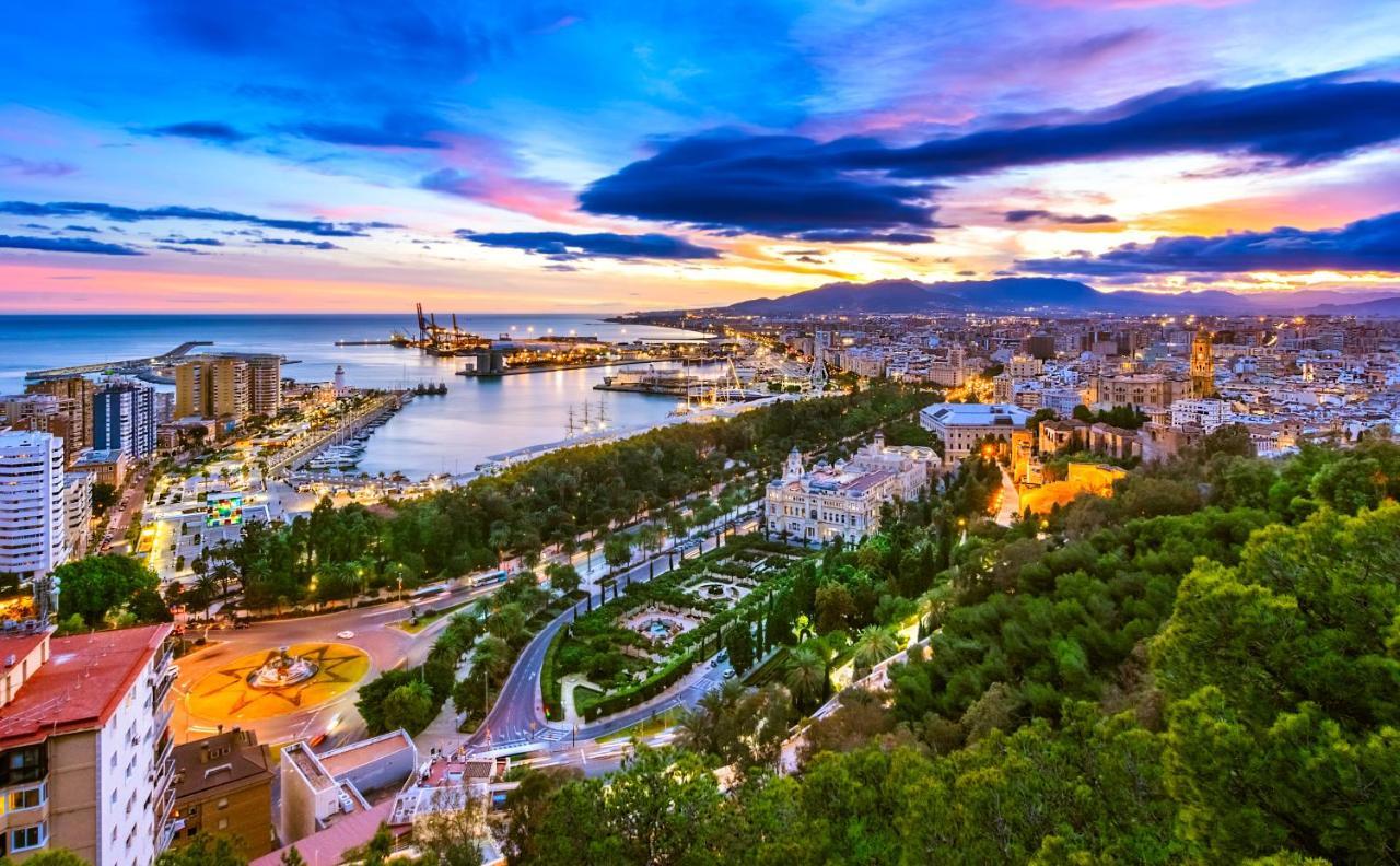 Malaga Centre Apartment With Parking 외부 사진