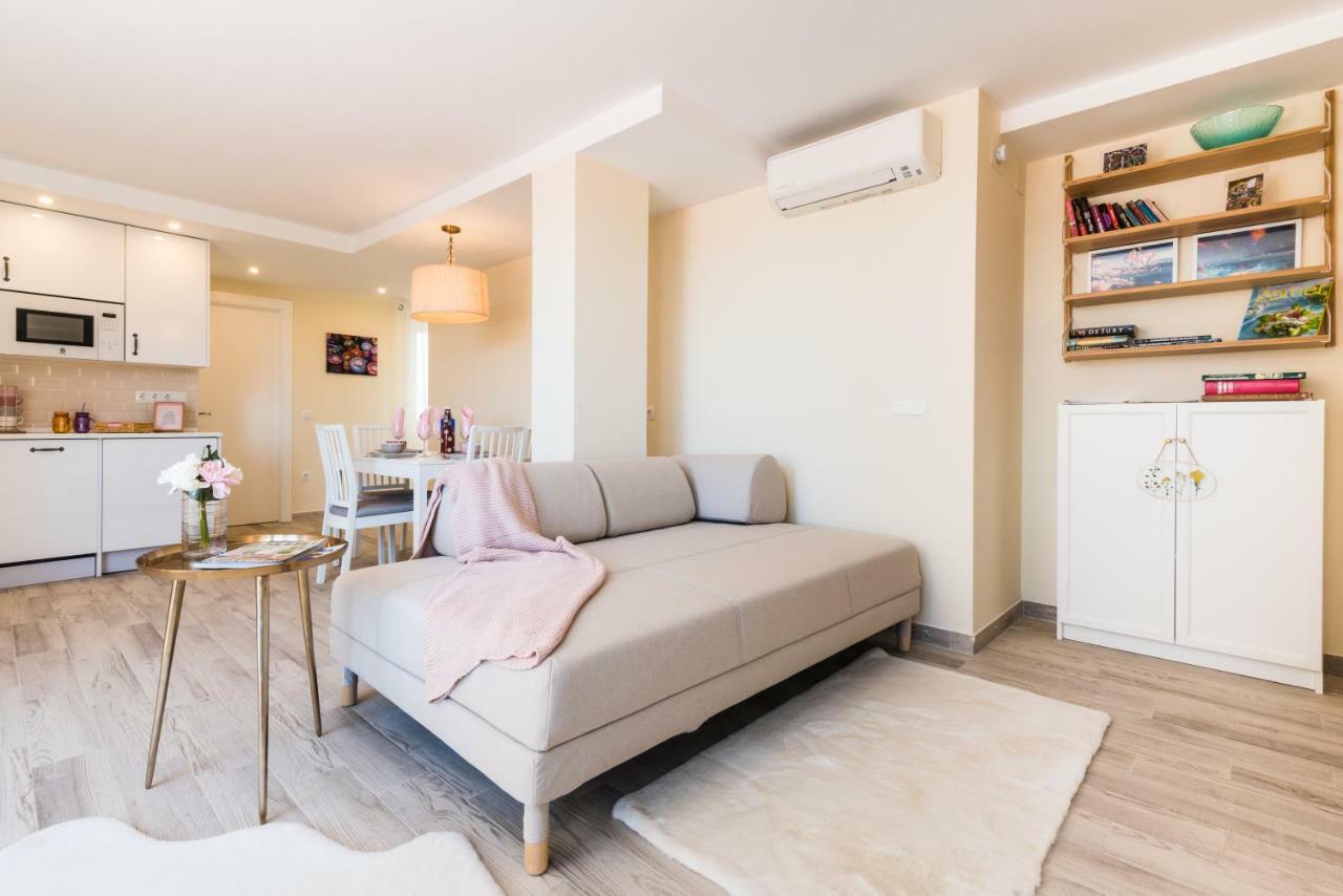 Malaga Centre Apartment With Parking 외부 사진