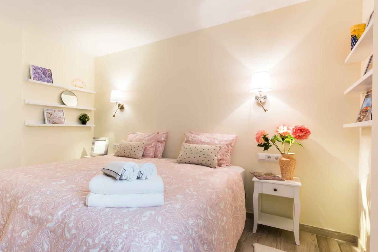 Malaga Centre Apartment With Parking 외부 사진