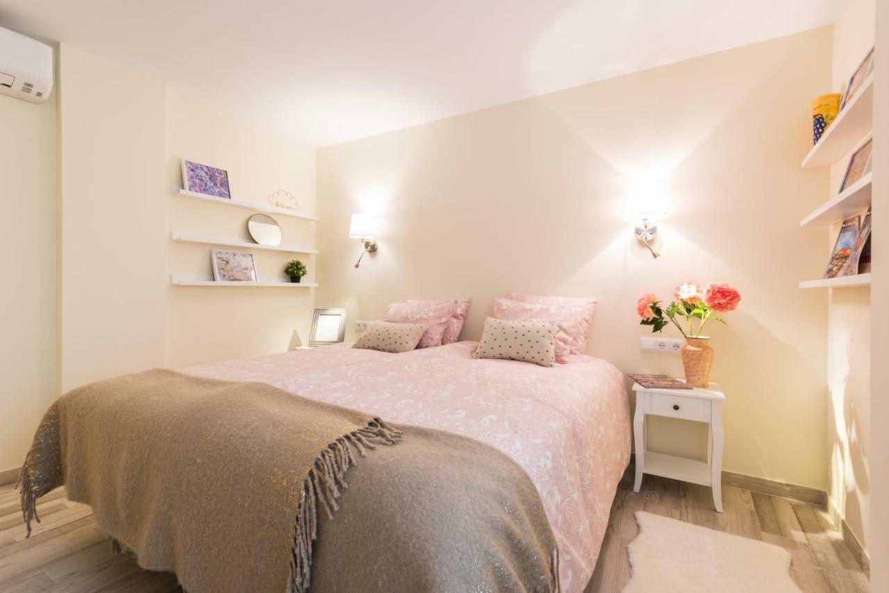 Malaga Centre Apartment With Parking 외부 사진